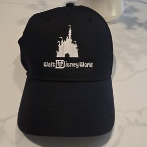 NWOT Nike Baseball Cap Walt Disney World Castle Dry Fit Size M/L. Male or Female